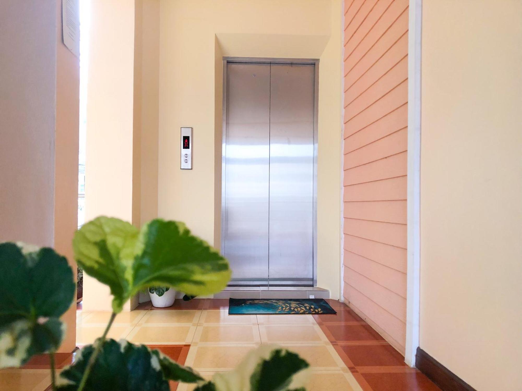 Rk Guesthouse Patong Luaran gambar