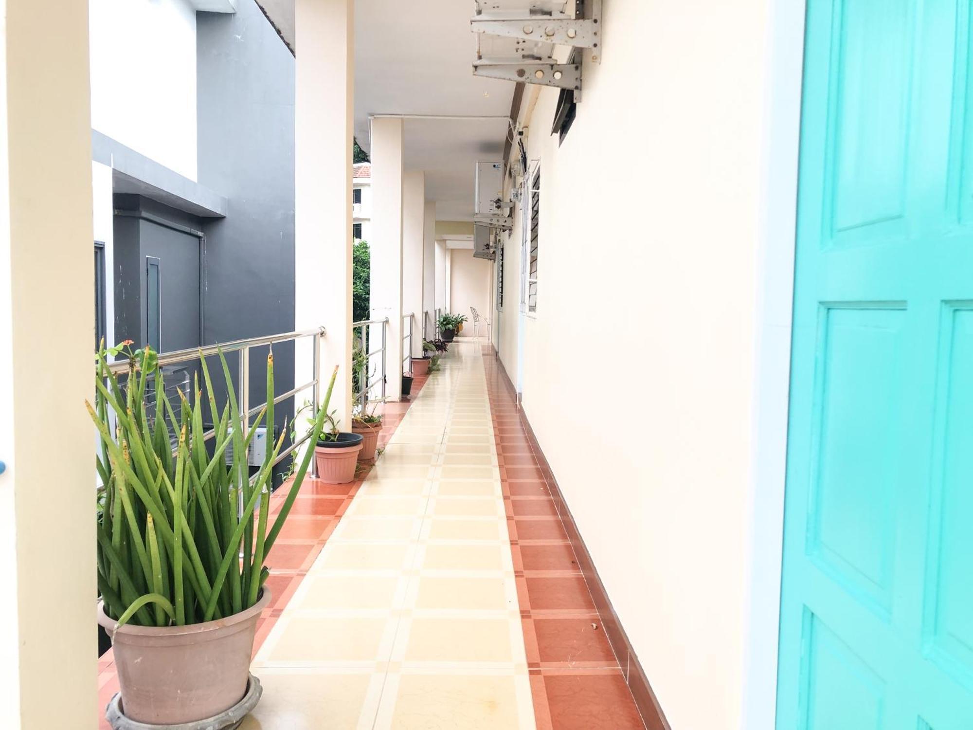 Rk Guesthouse Patong Luaran gambar