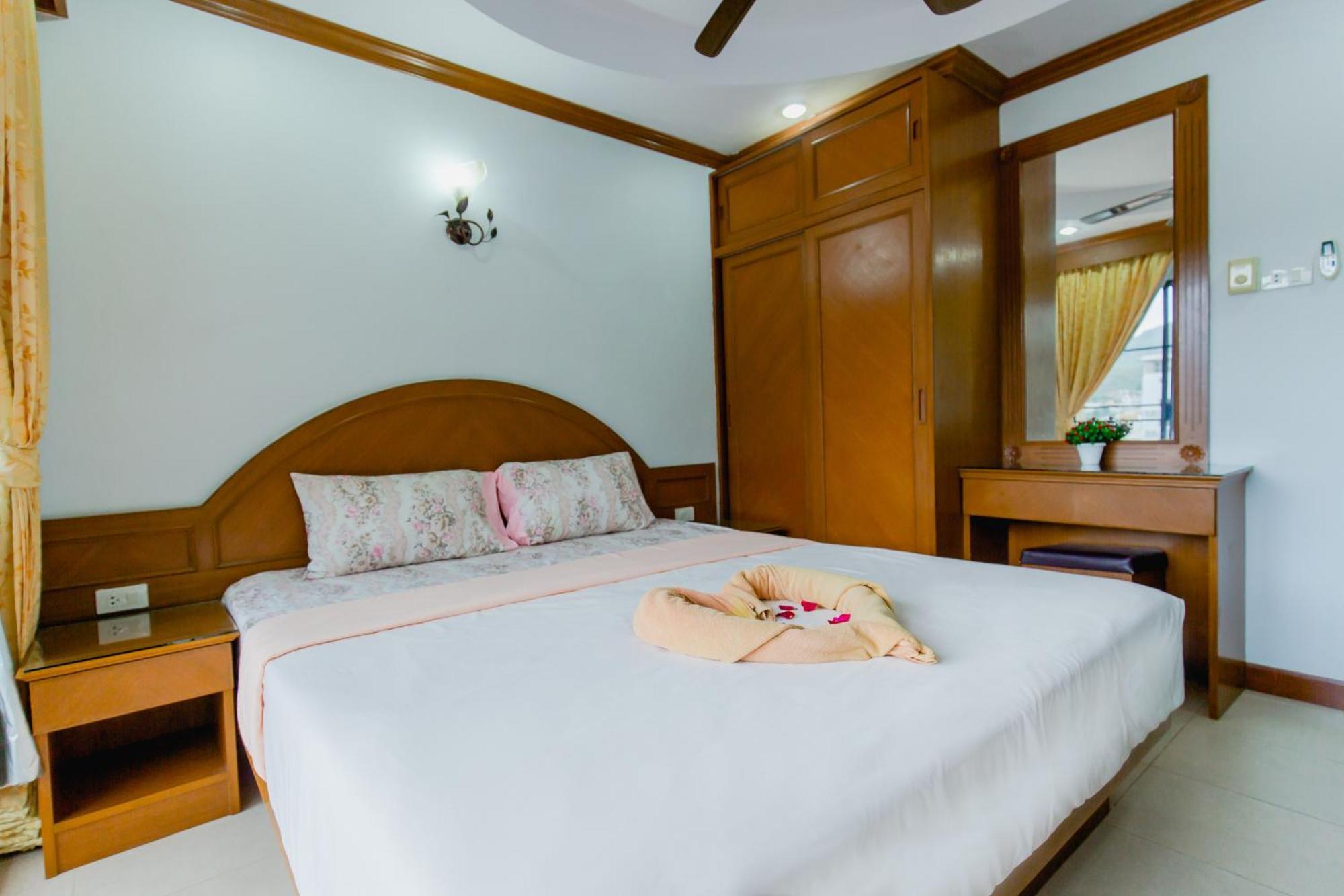 Rk Guesthouse Patong Luaran gambar