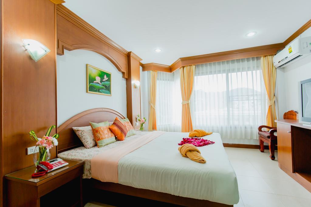 Rk Guesthouse Patong Luaran gambar