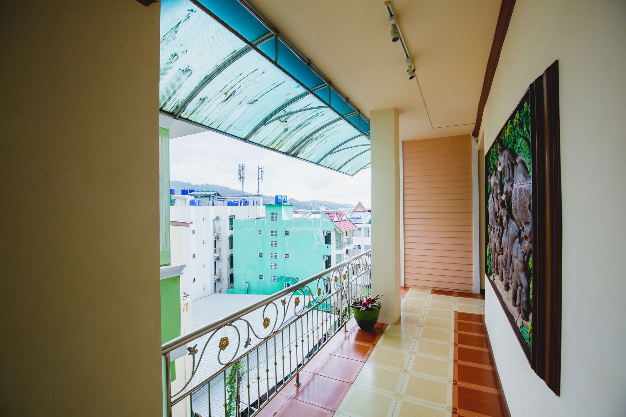 Rk Guesthouse Patong Luaran gambar